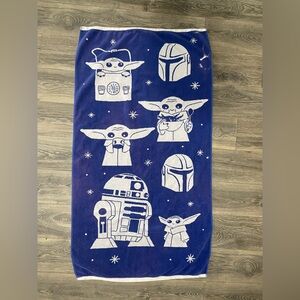 Star Wars The Mandalorian 100% cotton beach towel featuring Grogu collector deco